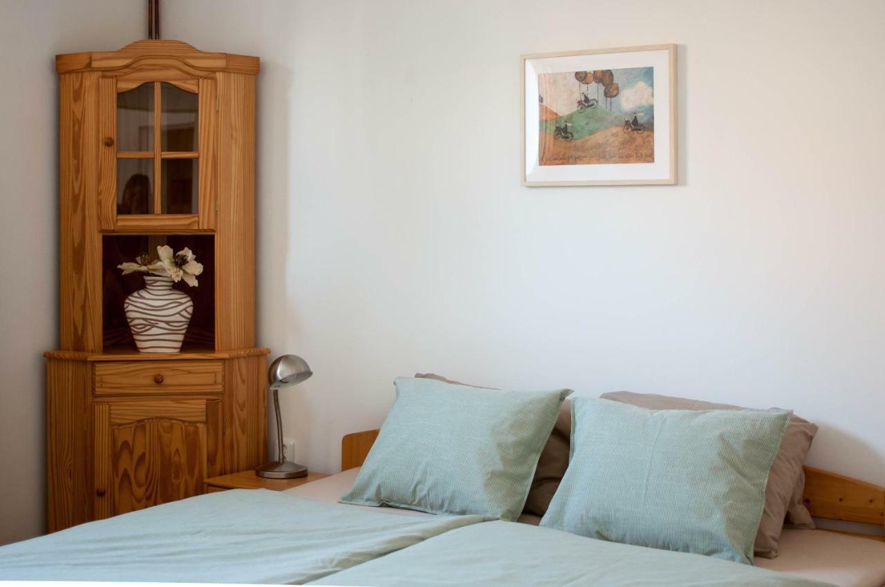 Apartman Zeleznice Lejlighed Eksteriør billede